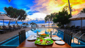 Гостиница At Ease Beach Hotel  Hikkaduwa